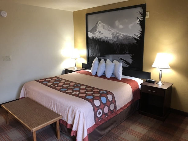 Imagen de la habitación del Hotel Super 8 By Wyndham Kennewick. Foto 14