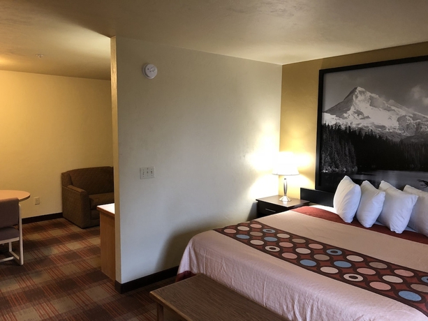Imagen de la habitación del Hotel Super 8 By Wyndham Kennewick. Foto 17