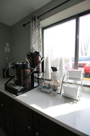 Imagen del bar/restaurante del Hotel Super 8 By Wyndham Kenosha/pleasant Prairie. Foto 5