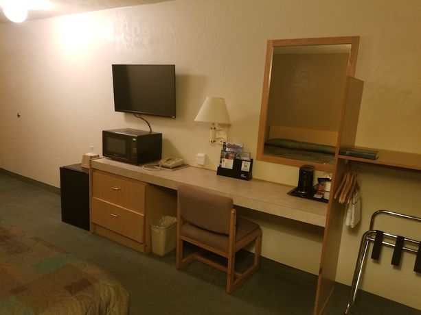 Imagen de la habitación del Hotel Super 8 By Wyndham Ketchikan. Foto 13