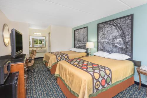 Imagen de la habitación del Hotel Super 8 By Wyndham Kingsland I-95/naval Base Area. Foto 7