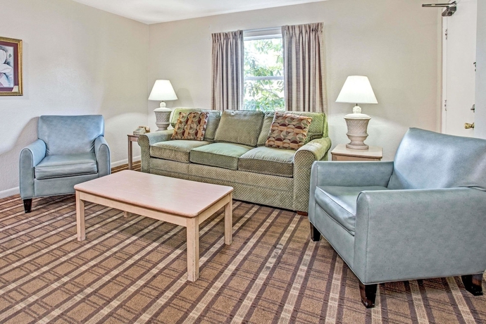 Imagen de la habitación del Hotel Super 8 By Wyndham Kissimmee. Foto 15