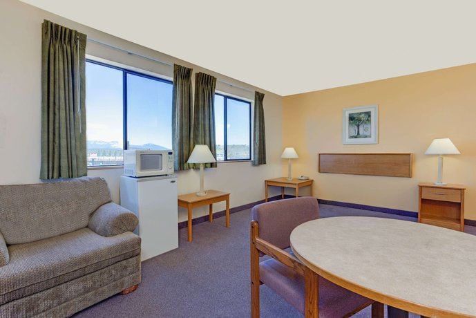 Imagen de la habitación del Hotel Super 8 By Wyndham Klamath Falls. Foto 12