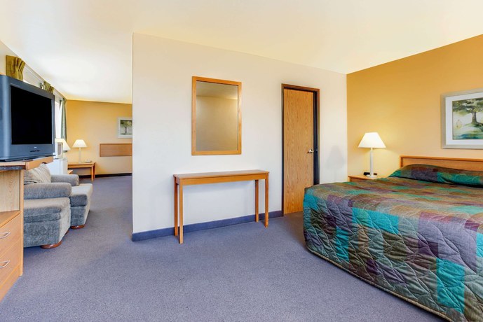 Imagen de la habitación del Hotel Super 8 By Wyndham Klamath Falls. Foto 13
