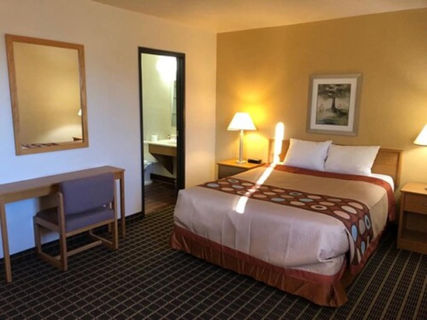 Imagen de la habitación del Hotel Super 8 By Wyndham Klamath Falls. Foto 14