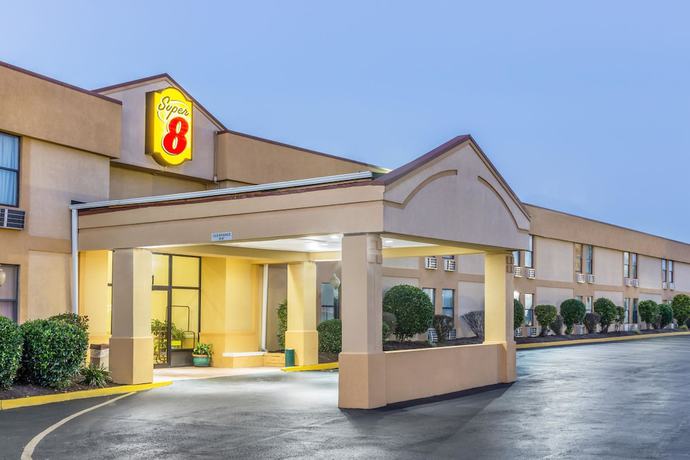 Imagen general del Hotel Super 8 By Wyndham Knoxville Downtown Area. Foto 2