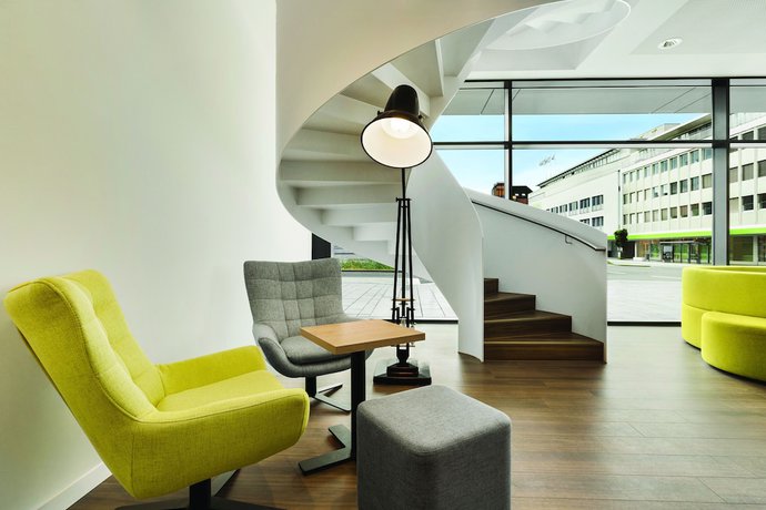 Imagen de los interiores del Hotel Super 8 By Wyndham Koblenz. Foto 19