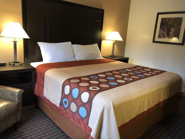 Imagen de la habitación del Hotel Super 8 By Wyndham Lacey Olympia Area. Foto 5