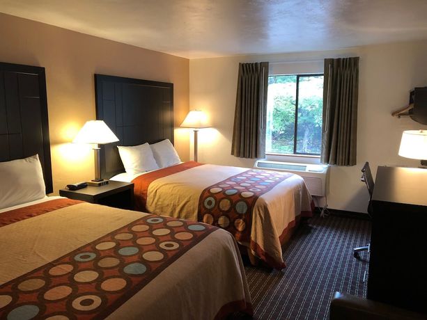 Imagen de la habitación del Hotel Super 8 By Wyndham Lacey Olympia Area. Foto 9