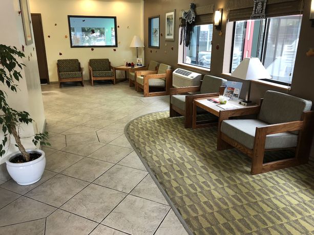 Imagen de los interiores del Hotel Super 8 By Wyndham Lacey Olympia Area. Foto 20