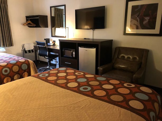 Imagen de la habitación del Hotel Super 8 By Wyndham Lacey Olympia Area. Foto 13