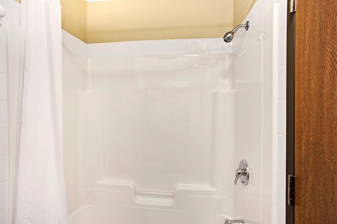 Imagen de la habitación del Hotel Super 8 By Wyndham Lachenaie/terrebonne. Foto 3