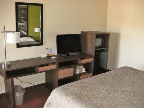 Imagen de la habitación del Hotel Super 8 By Wyndham Lafayette. Foto 8