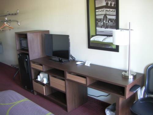 Imagen de la habitación del Hotel Super 8 By Wyndham Lafayette. Foto 16