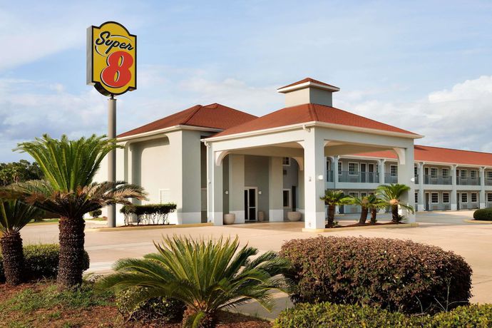 Imagen general del Hotel Super 8 By Wyndham Lake Charles Northeast. Foto 1