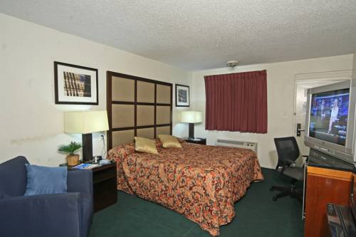 Imagen de la habitación del Hotel Super 8 By Wyndham Lake City. Foto 2