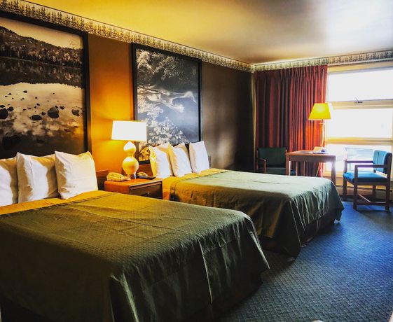 Imagen de la habitación del Hotel Super 8 By Wyndham Lake George/downtown. Foto 10