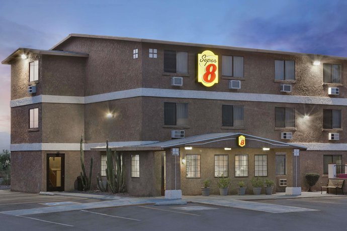 Imagen general del Hotel Super 8 By Wyndham Lake Havasu City. Foto 2