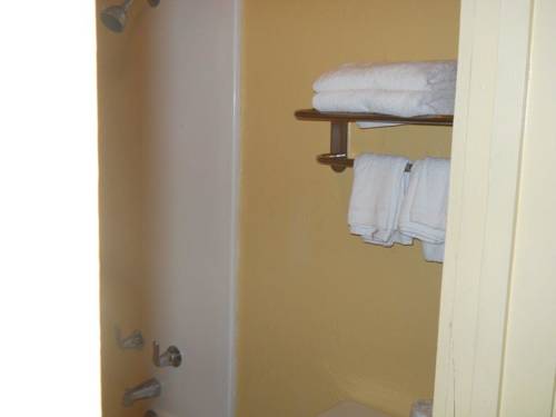 Imagen de la habitación del Hotel Super 8 By Wyndham Lantana West Palm Beach. Foto 4