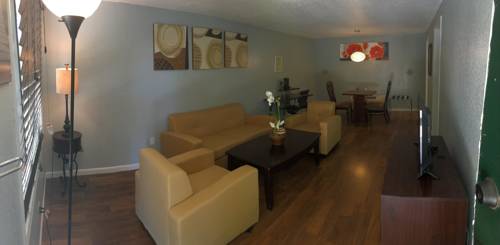 Imagen de la habitación del Hotel Super 8 By Wyndham Lantana West Palm Beach. Foto 6
