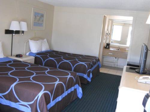 Imagen de la habitación del Hotel Super 8 By Wyndham Lantana West Palm Beach. Foto 16