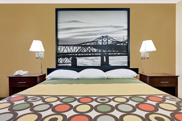 Imagen de la habitación del Hotel Super 8 By Wyndham Laurel. Foto 10