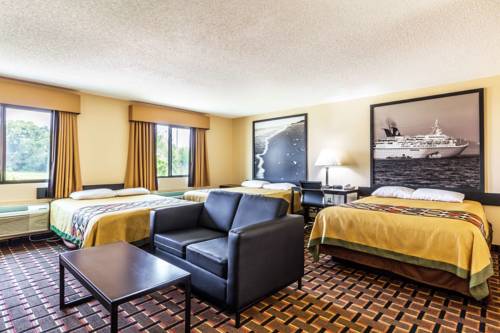 Imagen de la habitación del Hotel Super 8 By Wyndham League City/kemah Area. Foto 8