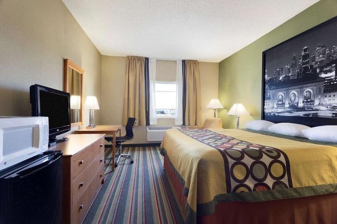 Imagen de la habitación del Hotel Super 8 By Wyndham Lees Summit. Foto 5