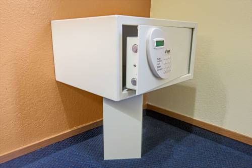 Imagen de la habitación del Hotel Super 8 By Wyndham Lenexa Overland Park/mall Area. Foto 3