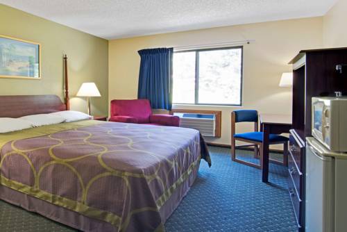 Imagen de la habitación del Hotel Super 8 By Wyndham Lenexa Overland Park/mall Area. Foto 10