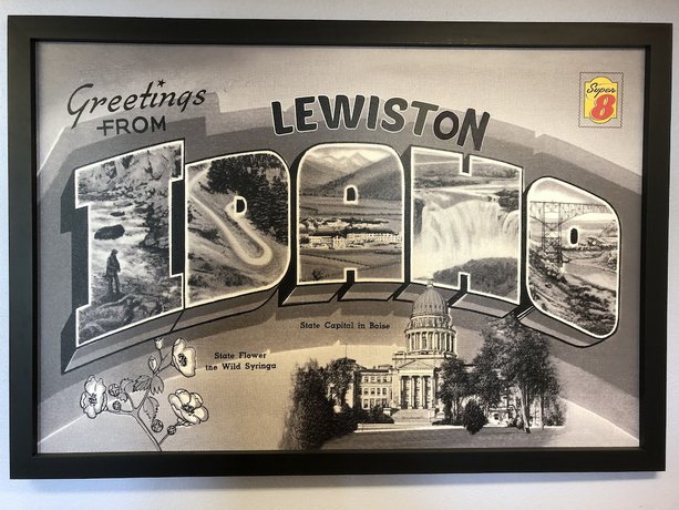 Imagen de los interiores del Hotel Super 8 By Wyndham Lewiston. Foto 18