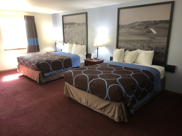 Imagen de la habitación del Hotel Super 8 By Wyndham Lewiston. Foto 10