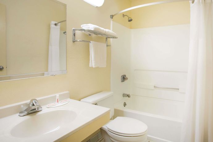 Imagen de la habitación del Hotel Super 8 By Wyndham Lexington Va. Foto 9