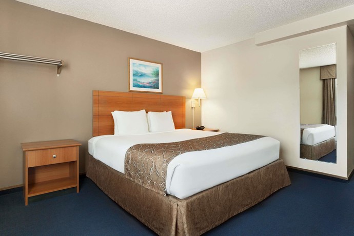 Imagen de la habitación del Hotel Super 8 By Wyndham Lincoln North. Foto 2