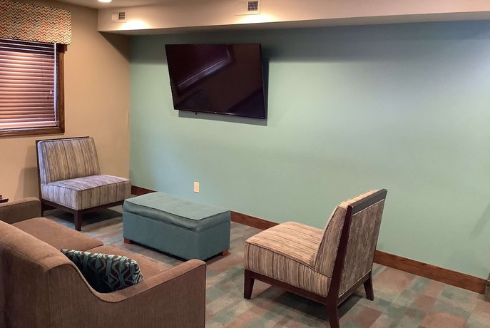 Imagen general del Hotel Super 8 By Wyndham Lincoln West. Foto 2