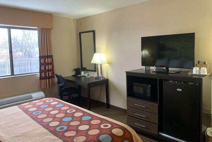 Imagen de la habitación del Hotel Super 8 By Wyndham Liverpool/clay/syracuse Area. Foto 4
