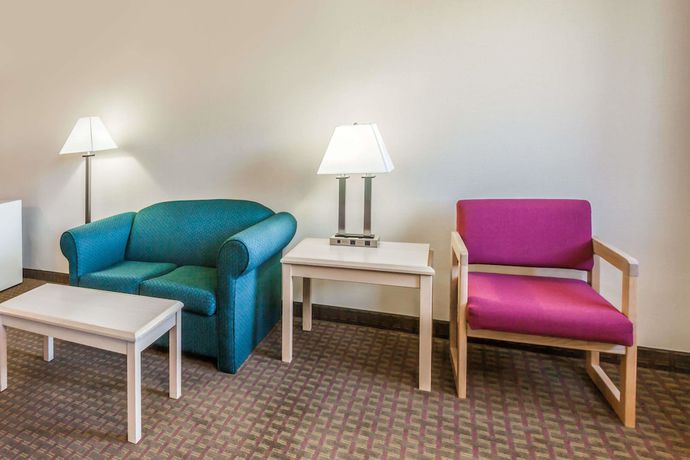 Imagen de la habitación del Hotel Super 8 By Wyndham Liverpool/clay/syracuse Area. Foto 7