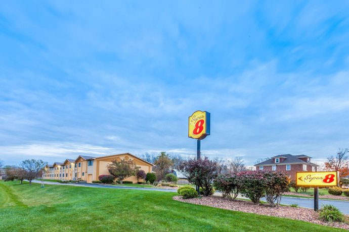 Imagen general del Hotel Super 8 By Wyndham Liverpool/clay/syracuse Area. Foto 1