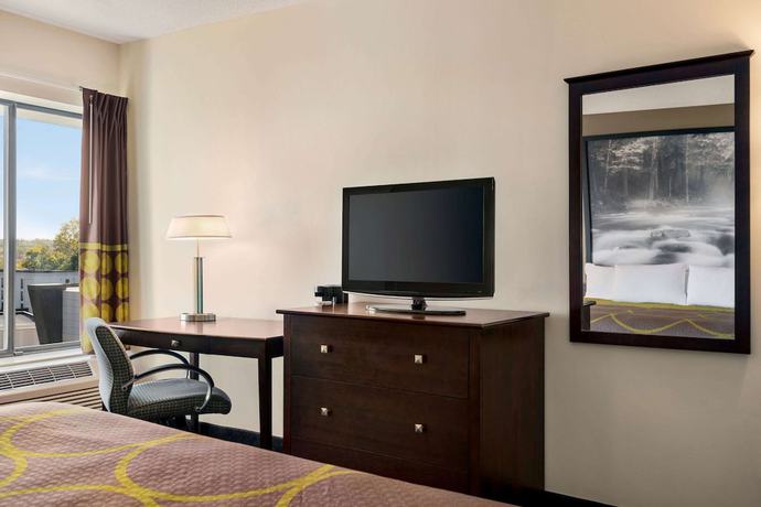 Imagen de la habitación del Hotel Super 8 By Wyndham Liverpool/syracuse North Airport. Foto 9