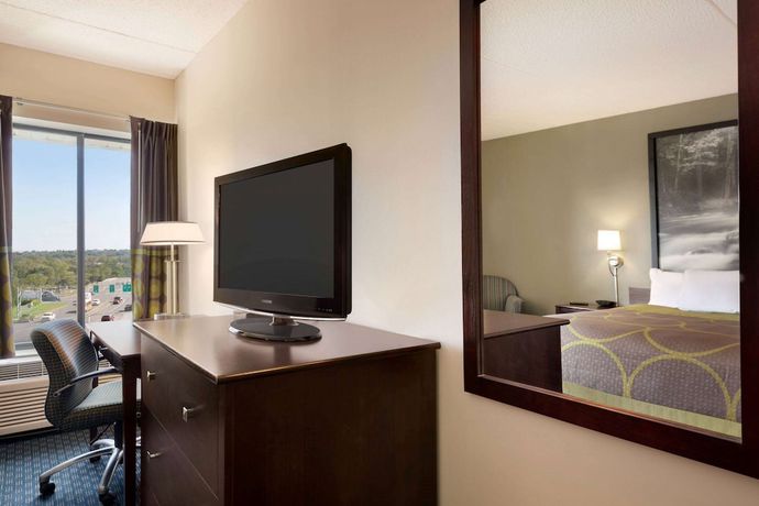 Imagen de la habitación del Hotel Super 8 By Wyndham Liverpool/syracuse North Airport. Foto 10