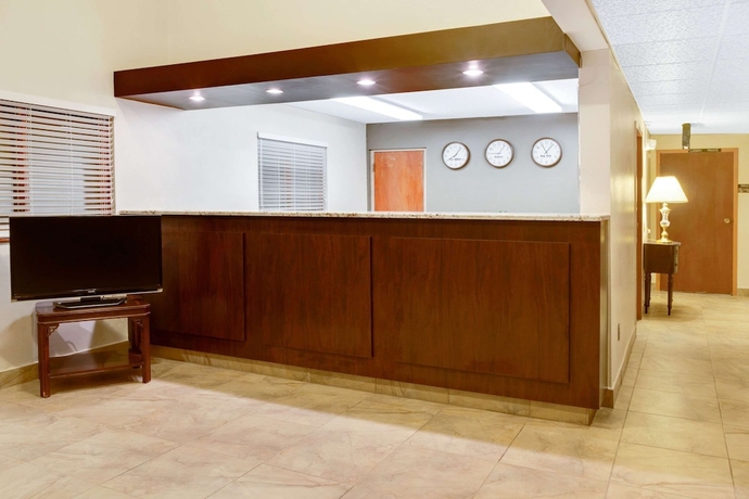 Imagen de los interiores del Hotel Super 8 By Wyndham Longmont/del Camino. Foto 12