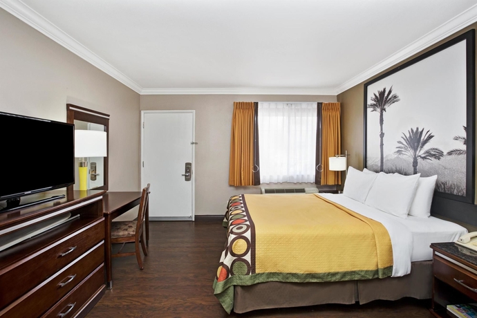 Imagen de la habitación del Hotel Super 8 By Wyndham Los Angeles-culver City Area. Foto 9