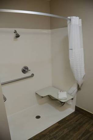 Imagen de la habitación del Hotel Super 8 By Wyndham Louisville/expo Center. Foto 7