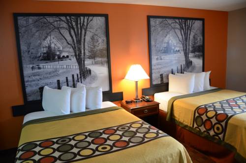Imagen de la habitación del Hotel Super 8 By Wyndham Louisville/expo Center. Foto 14