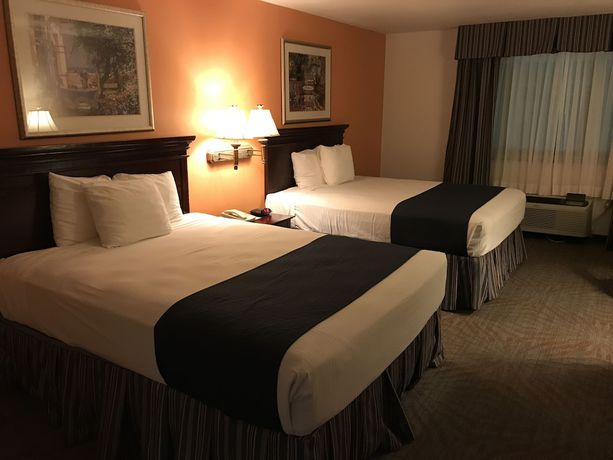 Imagen de la habitación del Hotel Super 8 By Wyndham Lubbock West. Foto 8
