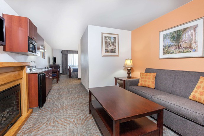 Imagen de la habitación del Hotel Super 8 By Wyndham Lubbock West. Foto 14