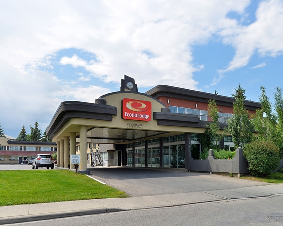 Imagen general del Hotel Super 8 By Wyndham Macleod Trail Calgary. Foto 2