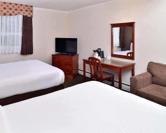 Imagen de la habitación del Hotel Super 8 By Wyndham Macleod Trail Calgary. Foto 7