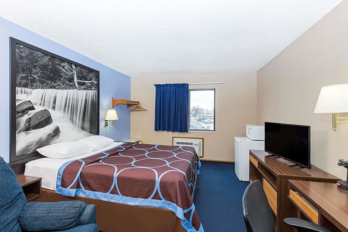 Imagen de la habitación del Hotel Super 8 By Wyndham Manhattan Ks. Foto 3