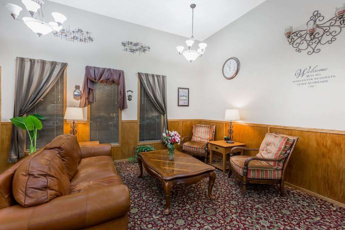 Imagen de los interiores del Hotel Super 8 By Wyndham Manhattan Ks. Foto 20